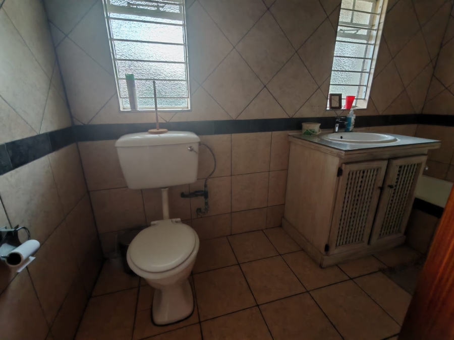 4 Bedroom Property for Sale in Vaalpark Free State